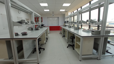 Suasana Laboratorium CSE